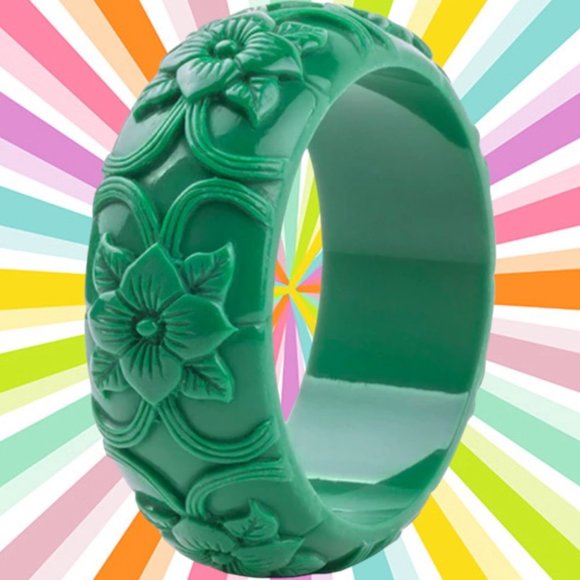 House Of Adornments Jewelry - Beautiful carved flower, fakelite deep green vintage style bangle bracelet pinup